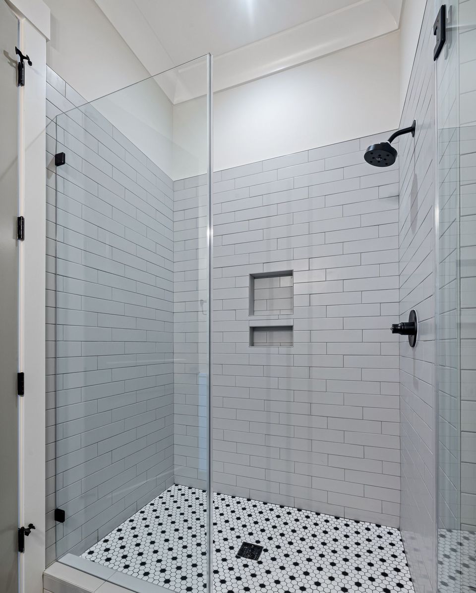 Glass door and panel: Fits a shower between two walls